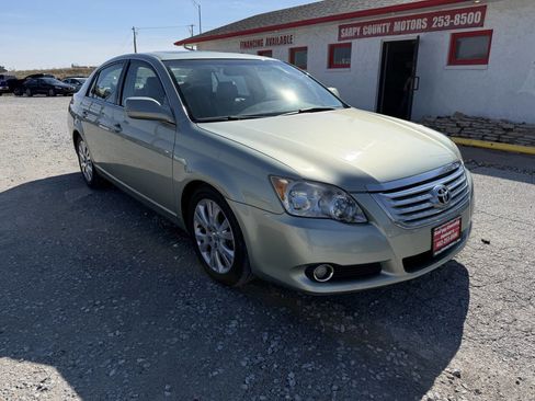 Used 2008 Toyota Avalon XLS image 1