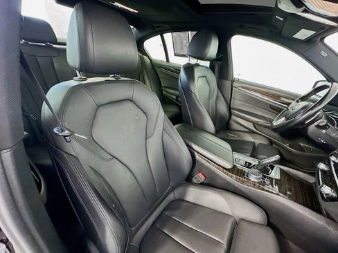 Used 2018 BMW 530i RWD image 28