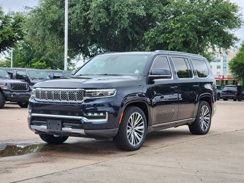 Certified 2022 Jeep Grand Wagoneer Series III AWD/4WD image 3