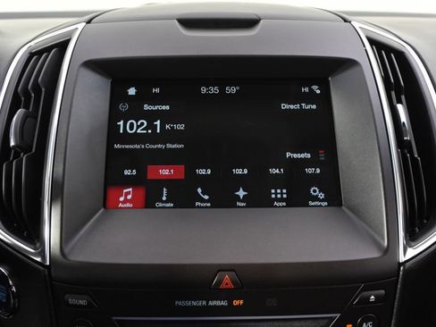 Used 2017 Ford Edge Titanium w/ Equipment Group 301A AWD/4WD image 27