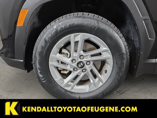 Used 2025 Hyundai Tucson SE AWD/4WD image 9