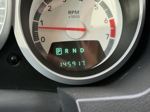 Used 2008 Dodge Grand Caravan SXT FWD image 17