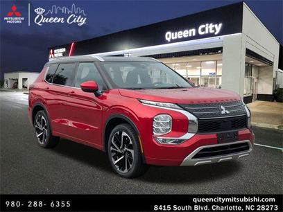 Used 2023 Mitsubishi Outlander SE