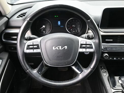 Used 2022 Kia Telluride EX w/ EX Premium Package image 8