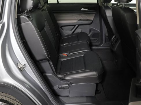 Used 2023 Volkswagen Atlas SEL AWD/4WD image 44