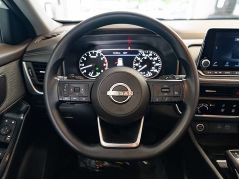 Used 2023 Nissan Rogue S AWD/4WD image 14