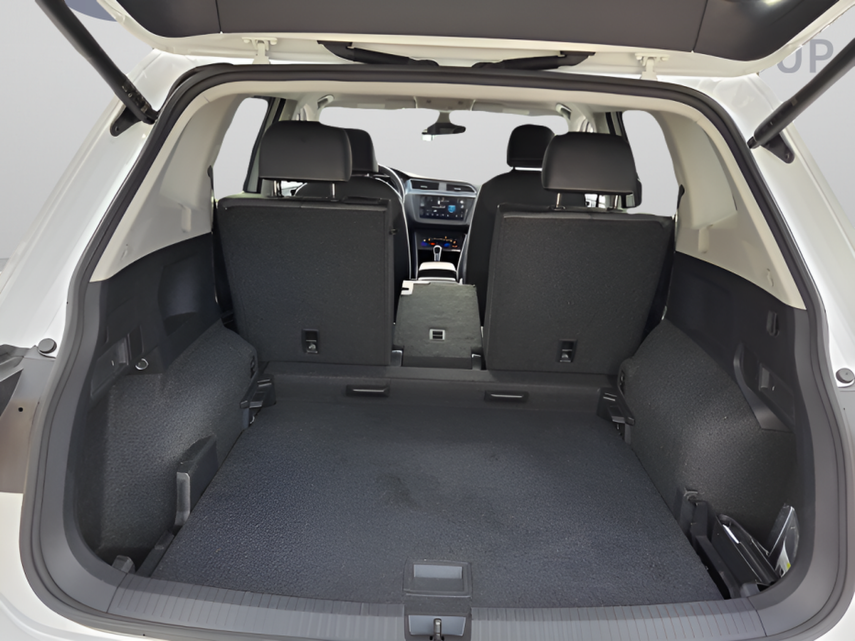 Used 2024 Volkswagen Tiguan SE AWD/4WD image 13