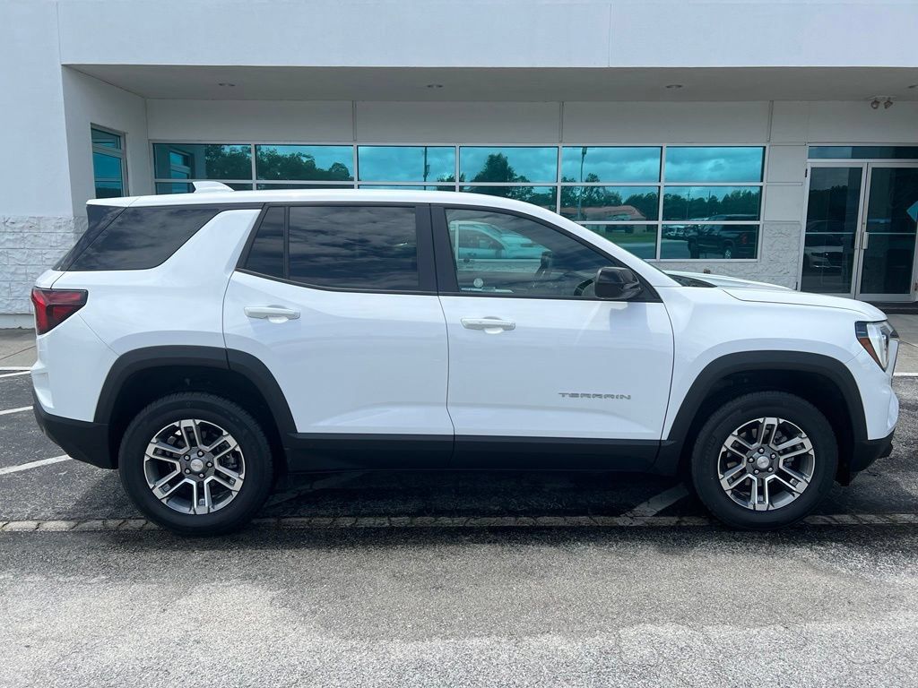 Used 2026 GMC Terrain Elevation FWD image 3