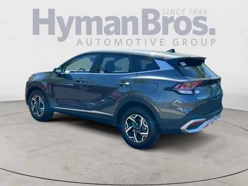 Certified 2025 Kia Sportage LX image 5