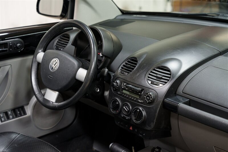 Used 2003 Volkswagen Beetle GLS FWD image 19