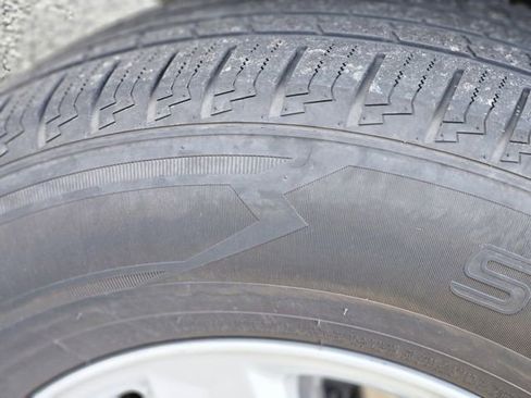 Used 2023 Ford F150 XLT image 11