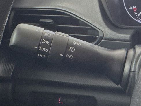 Certified 2025 Subaru Crosstrek 2.0i Premium image 12