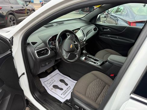 Used 2018 Chevrolet Equinox LT w/ Sun & Infotainment Package image 19