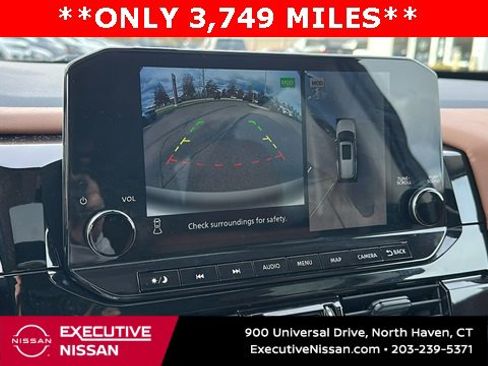 Certified 2025 Nissan Pathfinder Platinum w/ Cargo Package image 17