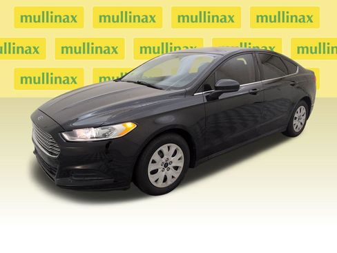 Used 2014 Ford Fusion S FWD image 10