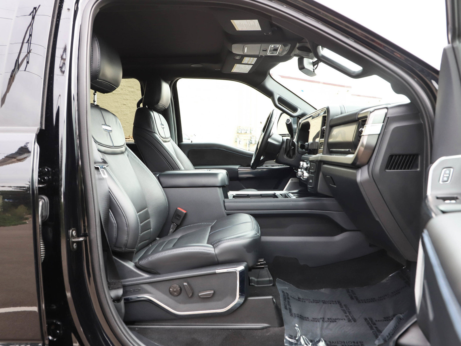 Used 2026 Ford F250 Platinum AWD/4WD image 10