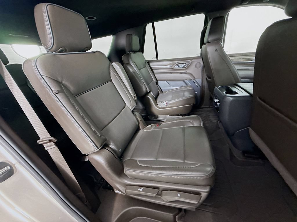 Used 2024 GMC Yukon Denali w/ LPO, Floor Liner Package AWD/4WD image 28
