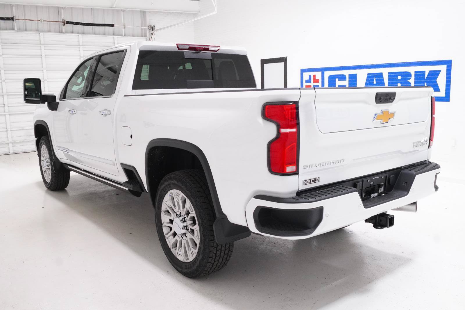 New 2026 Chevrolet Silverado 2500 High Country AWD/4WD image 8