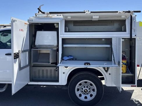 Used 2017 Chevrolet Silverado 3500 W/T RWD image 5