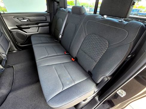 New 2026 RAM 1500 Express AWD/4WD image 23