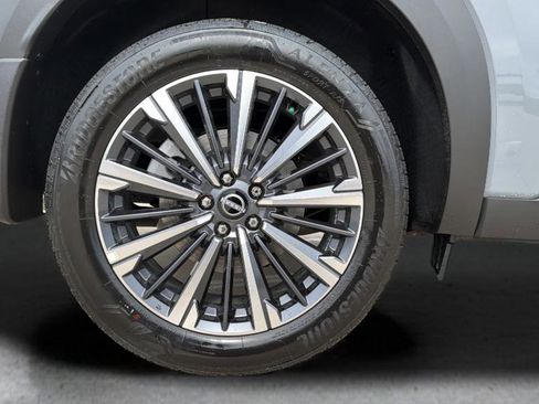 New 2026 Nissan Pathfinder Platinum AWD/4WD image 30