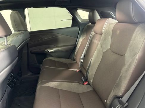 Used 2025 Lexus RX 350 w/ Convenience Package AWD/4WD image 28