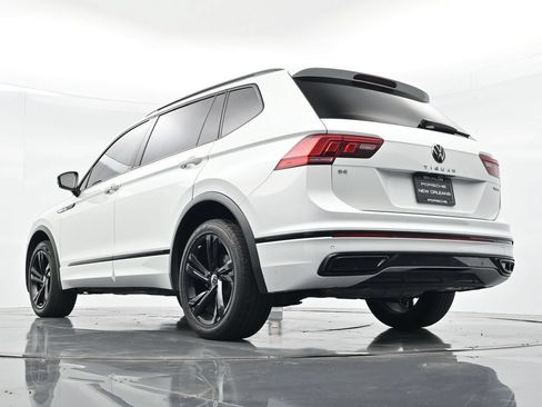 Used 2024 Volkswagen Tiguan SE R-Line w/ MDO Package, Two-Row AWD/4WD image 20