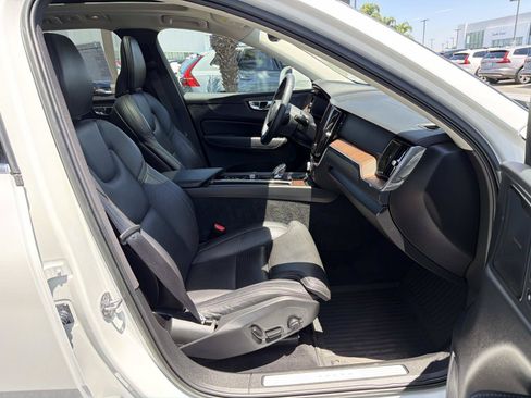 Certified 2023 Volvo XC60 B5 Ultimate w/ Climate Package AWD/4WD image 25