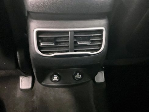 Used 2023 Hyundai Santa Fe SEL image 27