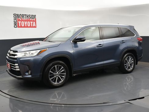 Used 2019 Toyota Highlander XLE image 8