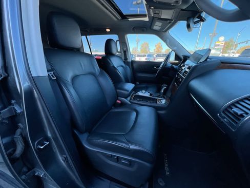 Used 2023 Nissan Armada SL w/ Captain's Chairs Package image 28