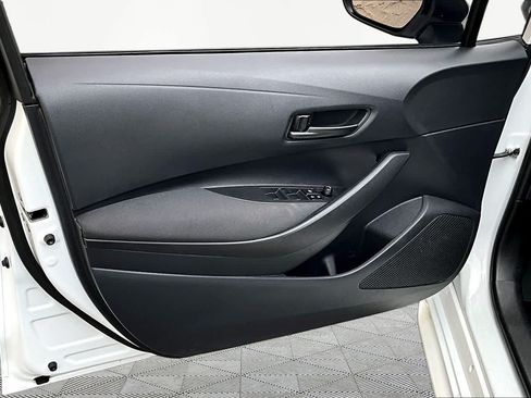 Certified 2026 Toyota Corolla LE FWD image 21