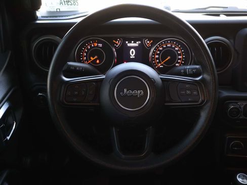 Used 2023 Jeep Gladiator Sport w/ Trailer Tow Package image 12