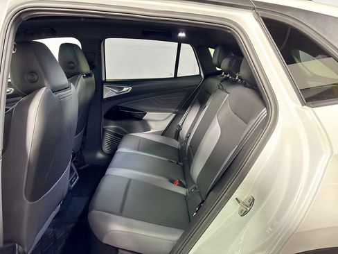 Certified 2023 Volkswagen ID.4 Pro S AWD/4WD image 22