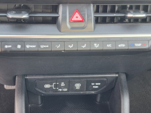 Used 2025 Kia K4 LXS image 28