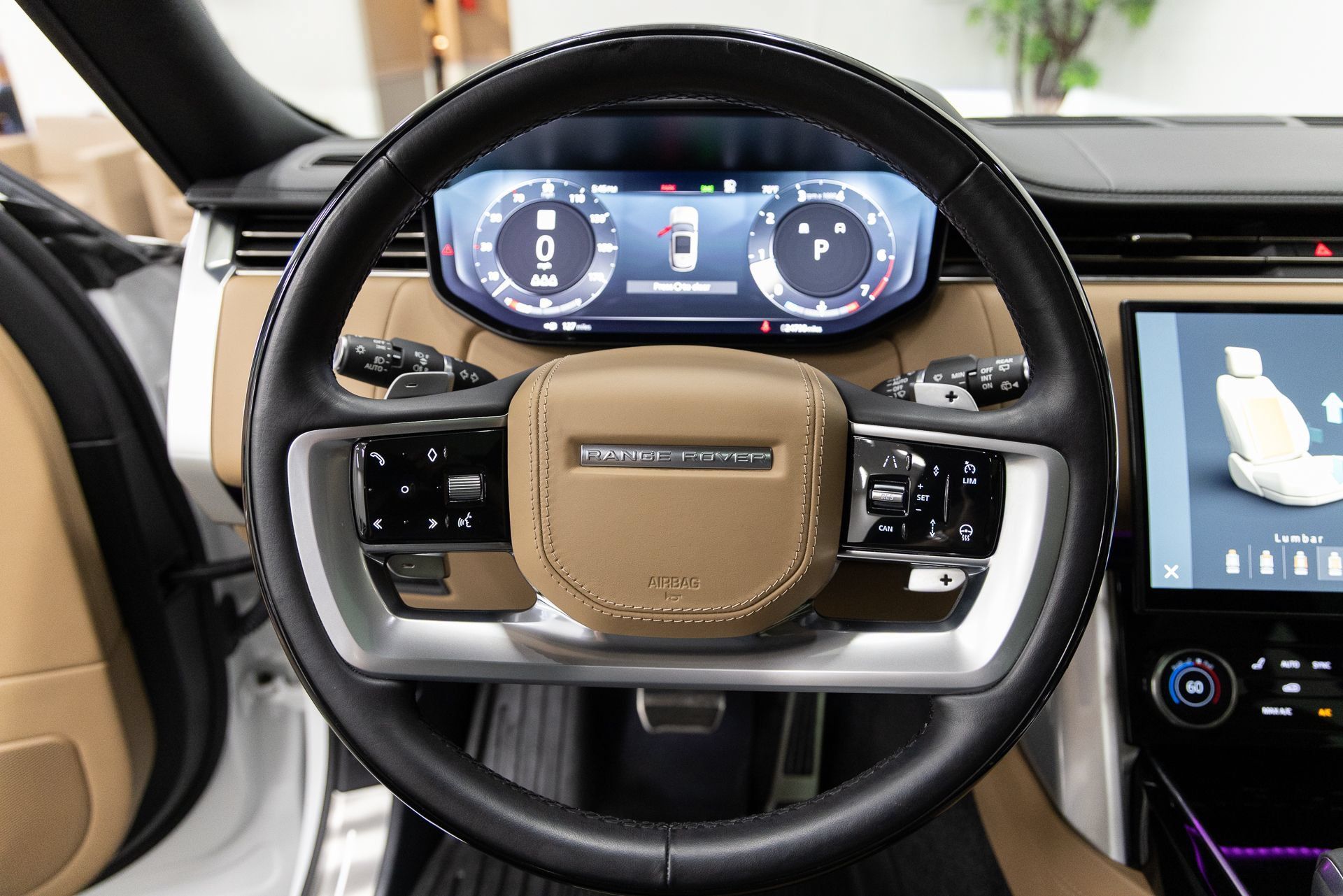 Used 2023 Land Rover Range Rover SE AWD/4WD image 16
