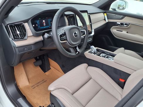 New 2026 Volvo XC90 B6 Ultra image 12