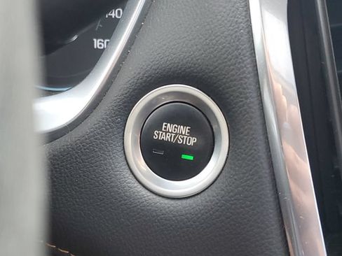 Certified 2020 Chevrolet Traverse Premier w/ Redline Edition AWD/4WD image 25