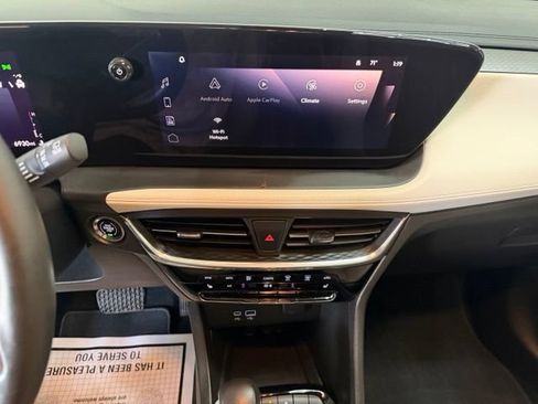 Used 2024 Buick Encore GX Avenir w/ Avenir Convenience Package FWD image 23