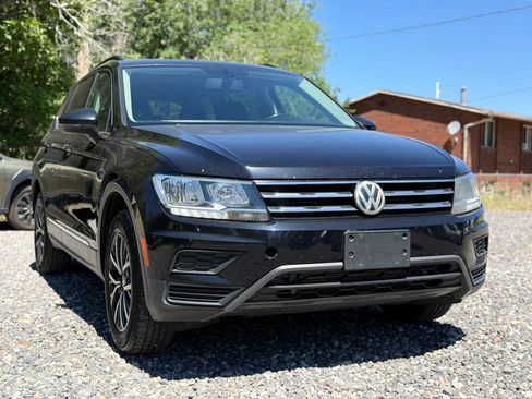 Used 2020 Volkswagen Tiguan SE FWD image 1