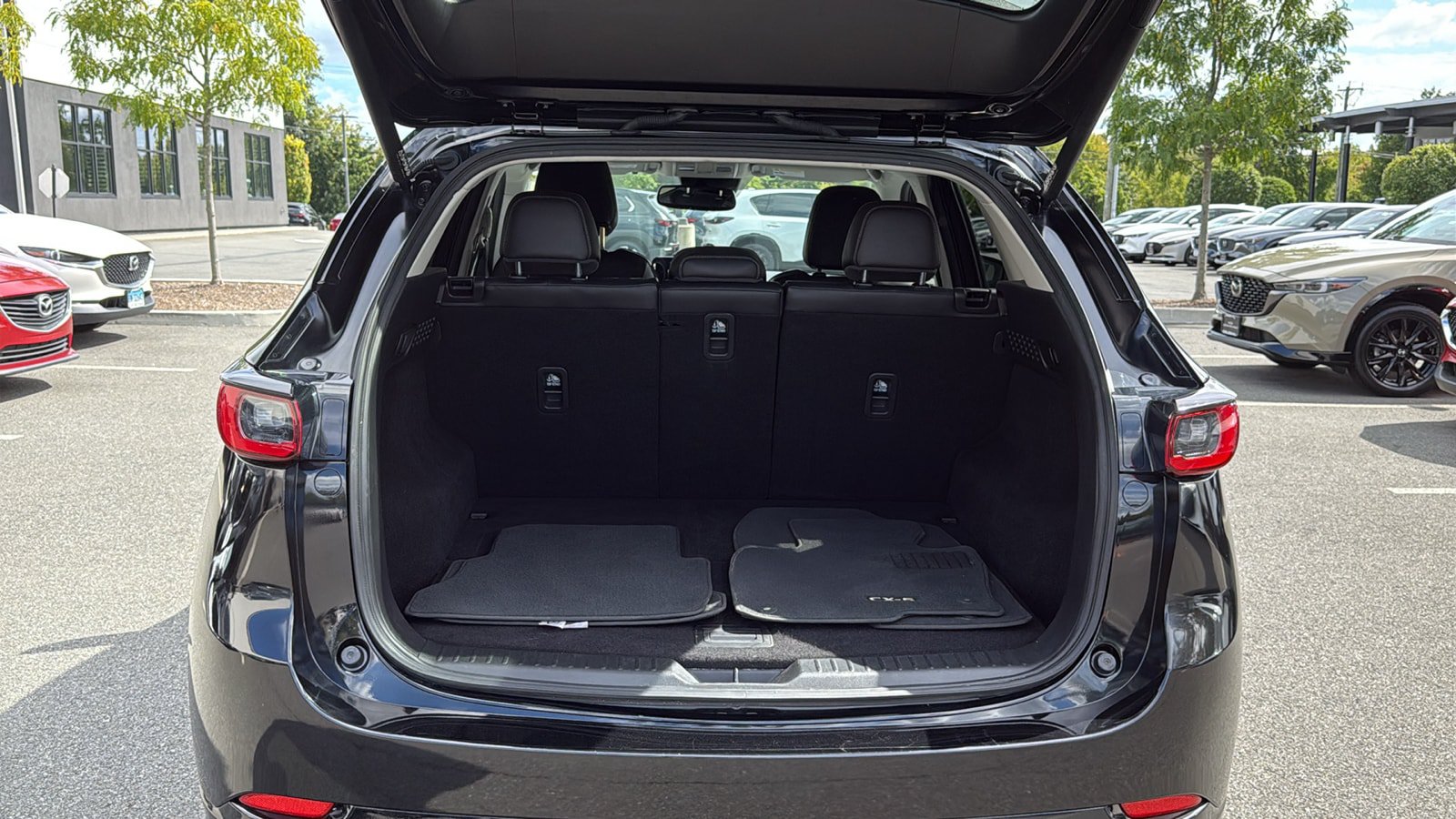 Certified 2025 MAZDA CX-5 AWD 2.5 S w/ Preferred Package image 25