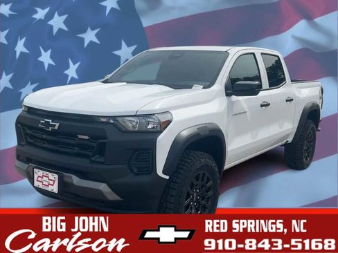 New 2026 Chevrolet Colorado Trail Boss AWD/4WD image 1
