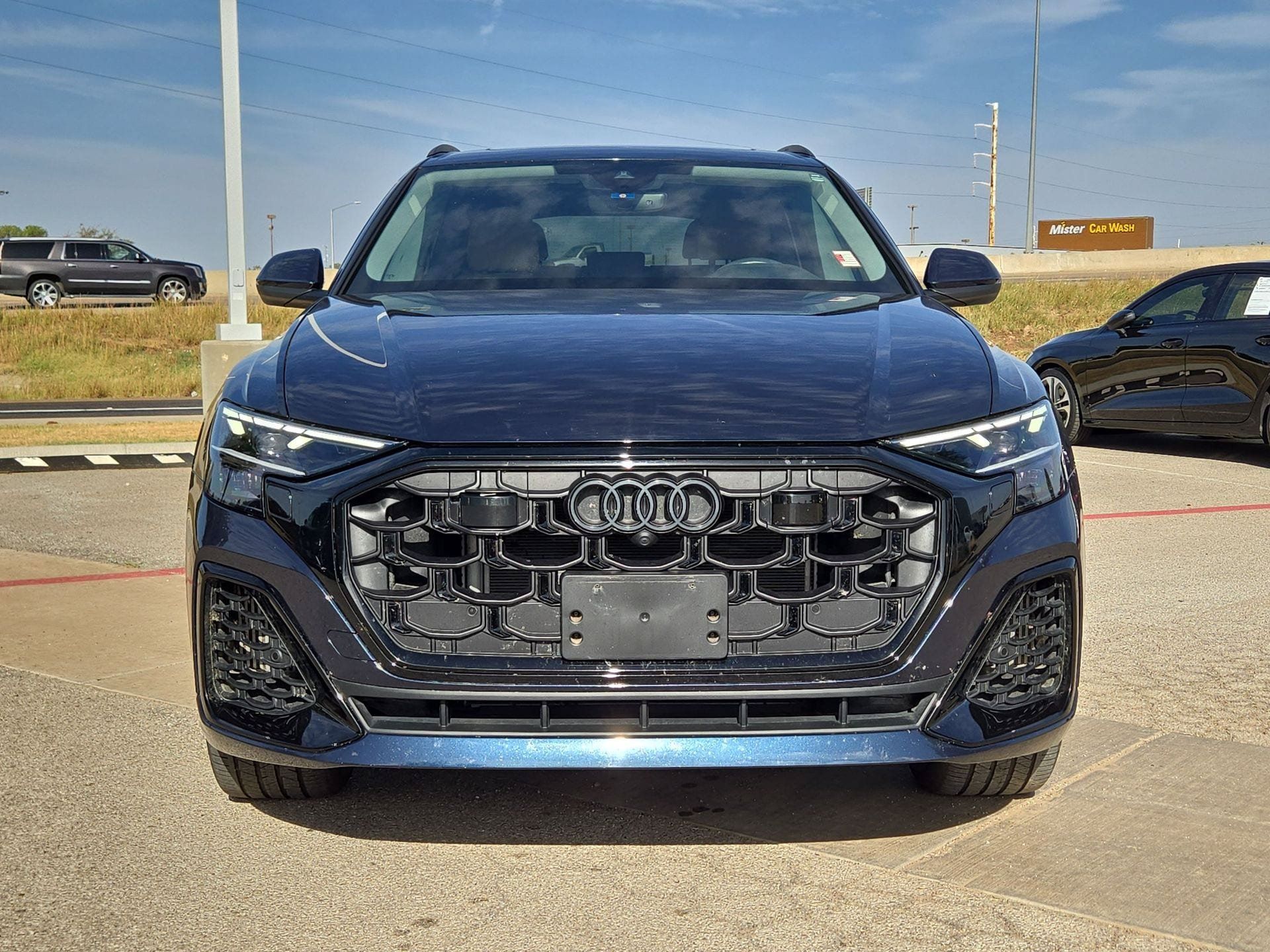 Used 2025 Audi Q8 Premium Plus w/ Premium Plus Package AWD/4WD image 10