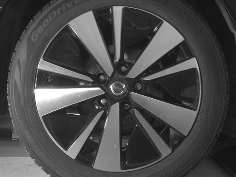 Certified 2022 Nissan Altima 2.5 SV FWD image 16