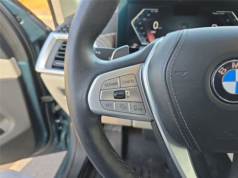 Used 2023 BMW X7 xDrive40i image 21