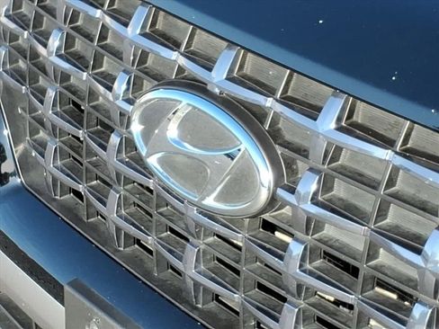 Used 2022 Hyundai Venue SEL image 28