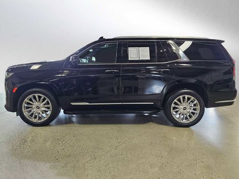 Used 2023 Cadillac Escalade Premium Luxury w/ Performance Package AWD/4WD image 4