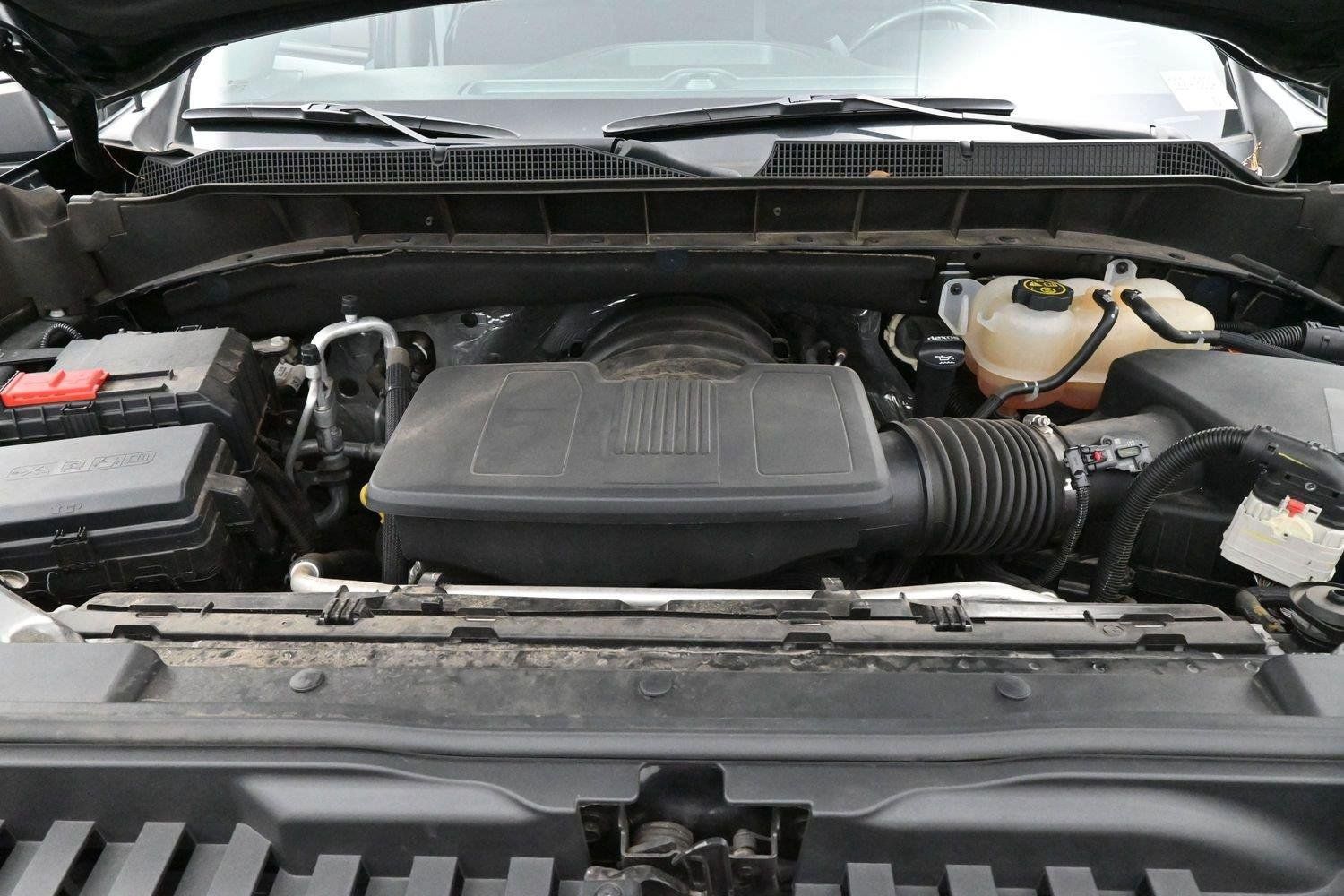 Used 2022 Chevrolet Silverado 1500 RST AWD/4WD image 37