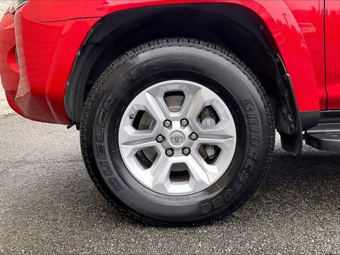 Used 2021 Toyota 4Runner SR5 Premium image 7