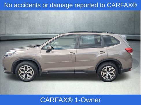 Used 2023 Subaru Forester Premium AWD/4WD image 2